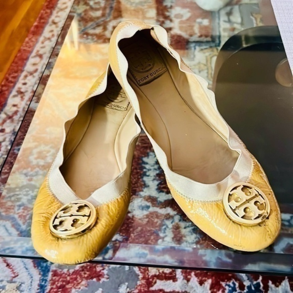 😀🥰TORY BURCH YELLOW SHOES , size8M